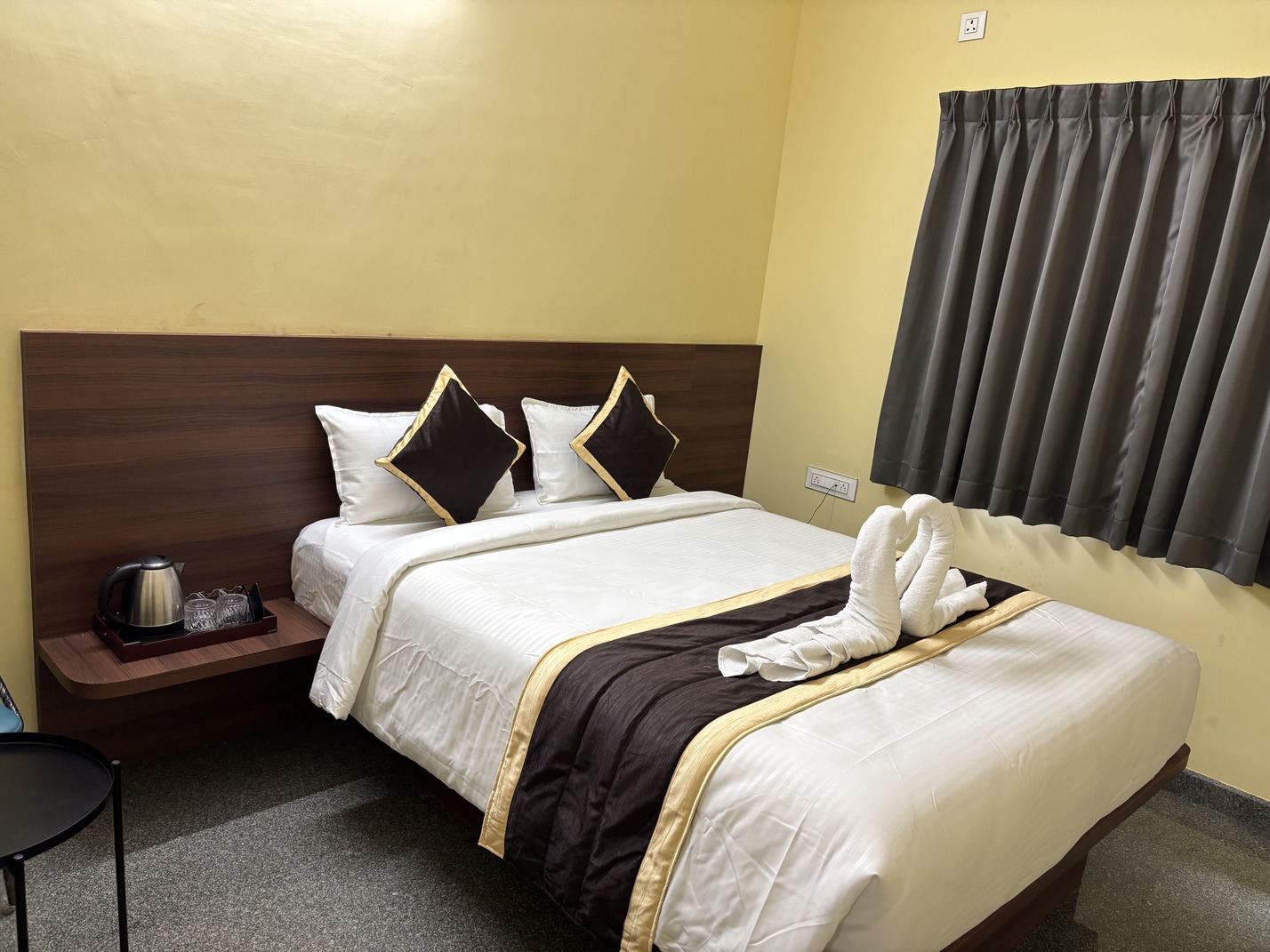 Executive suite living area